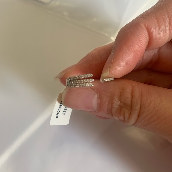 Ring - Picture 4 of 4